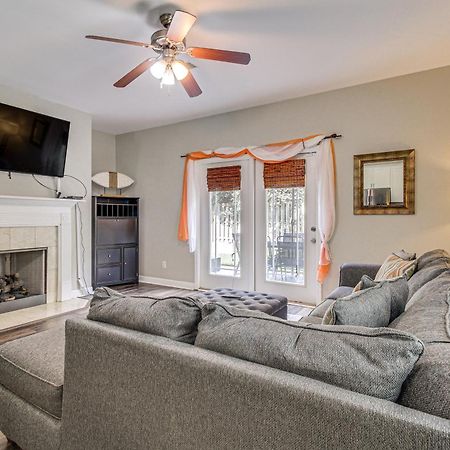Spacious Pooler Home With Family-Friendly Perks Саванна Экстерьер фото