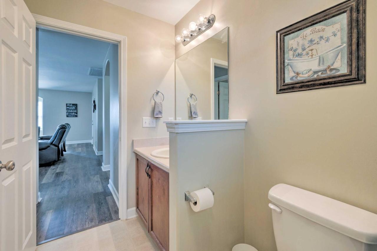 Spacious Pooler Home With Family-Friendly Perks Саванна Экстерьер фото