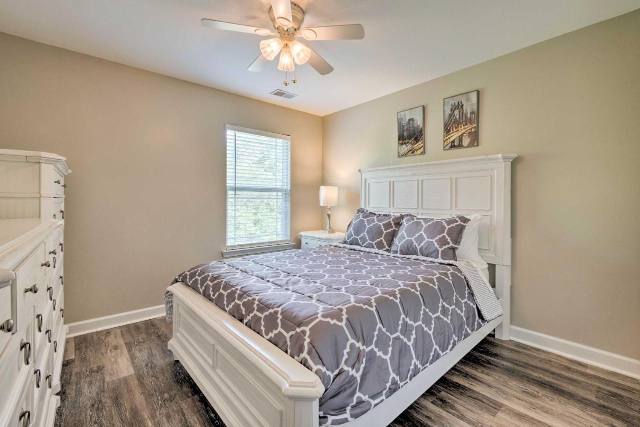 Spacious Pooler Home With Family-Friendly Perks Саванна Экстерьер фото