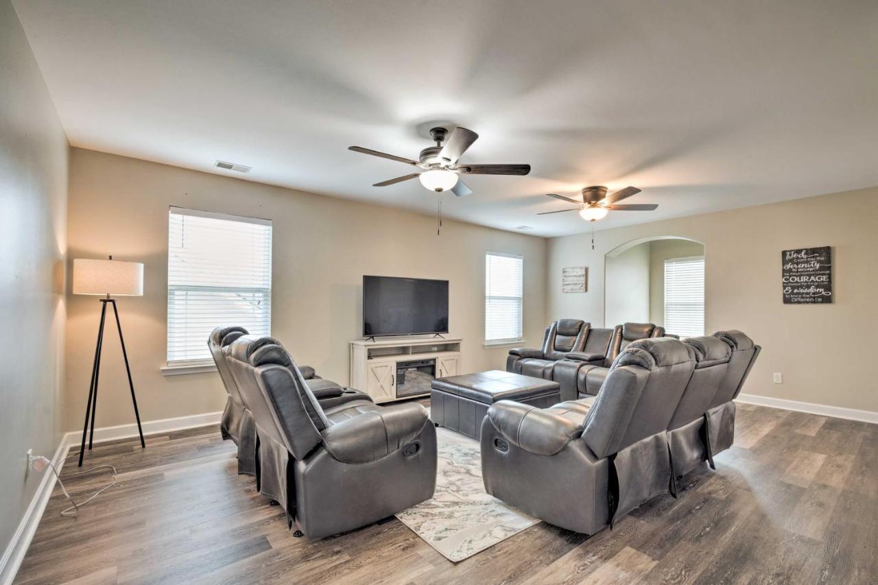 Spacious Pooler Home With Family-Friendly Perks Саванна Экстерьер фото